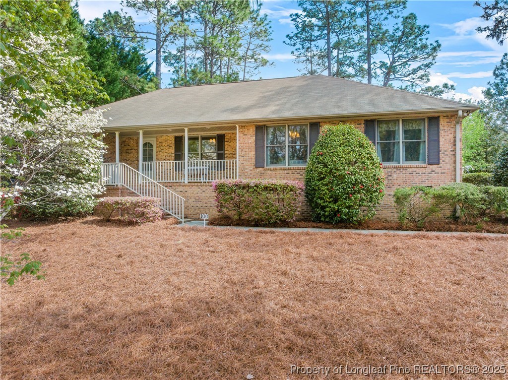 100 Bridle Path Circle