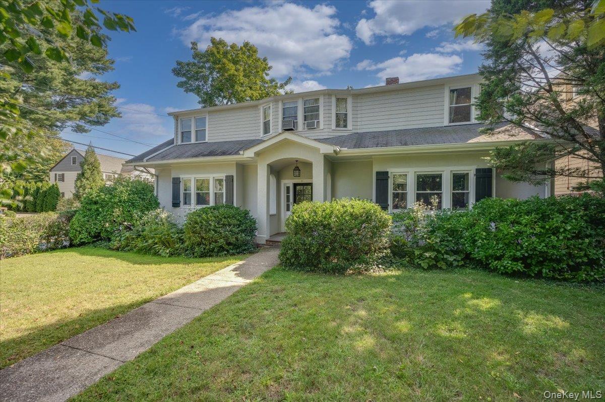 11 Cherry Avenue Unit: 2nd Floor