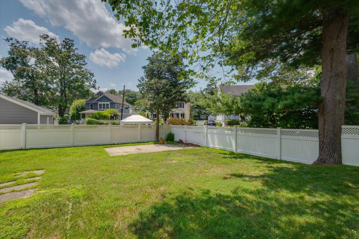 714 Forest Avenue