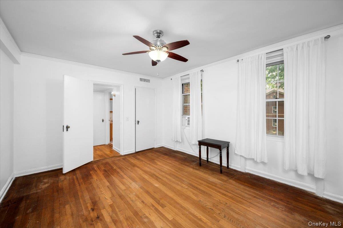 1352 Midland Unit: #3Q