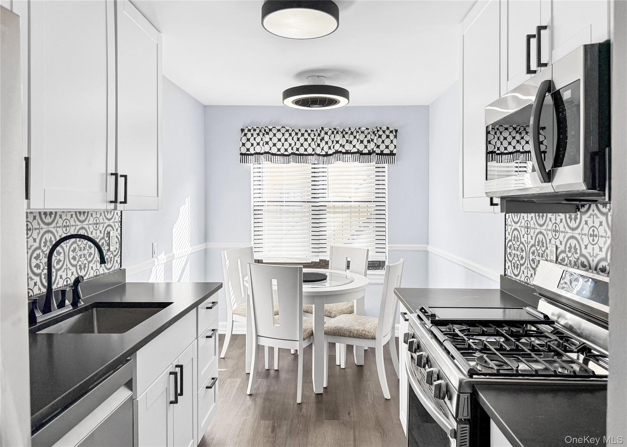 240 Alpine Place Unit: 2B