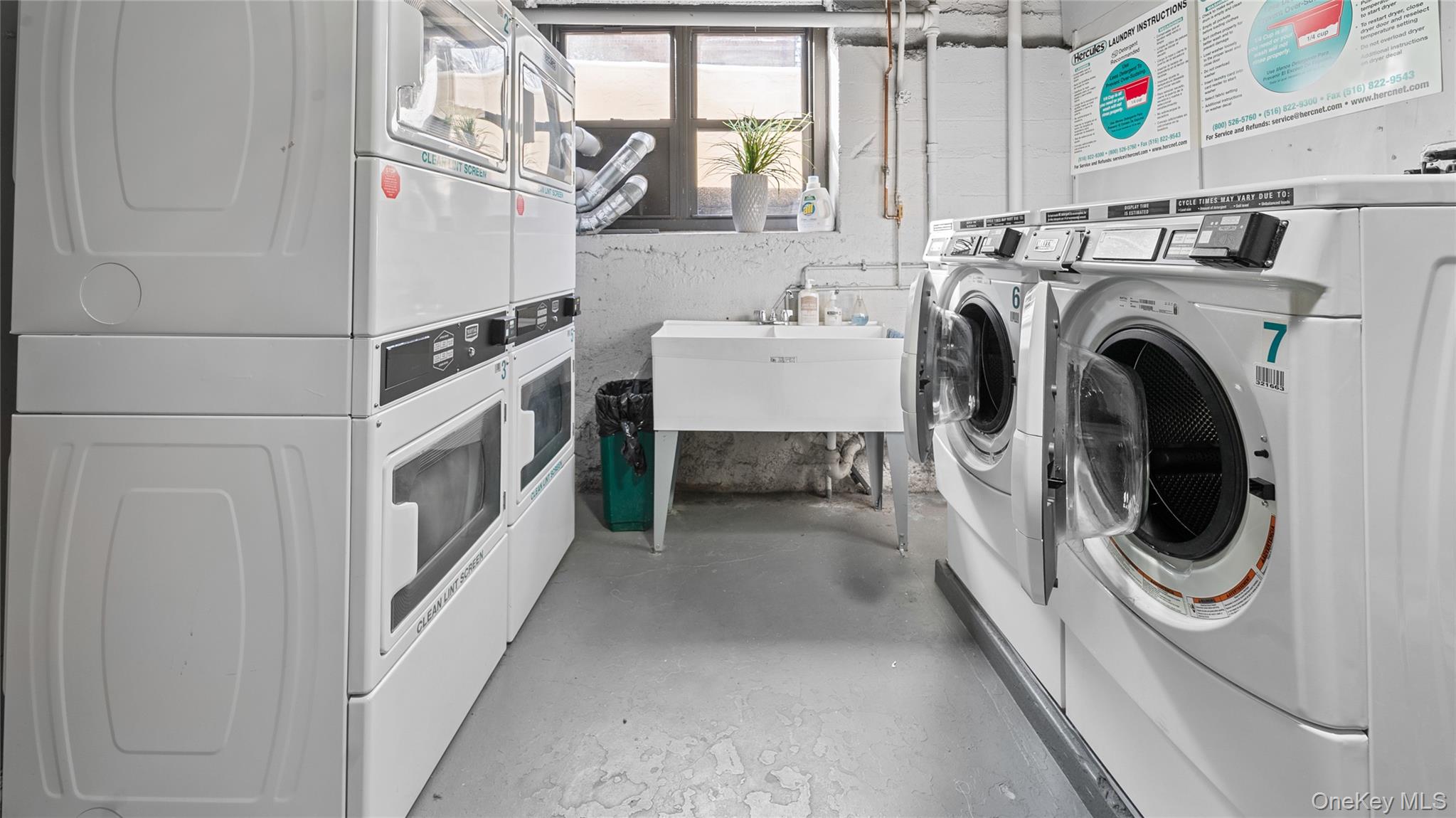 240 Alpine Place Unit: 2B