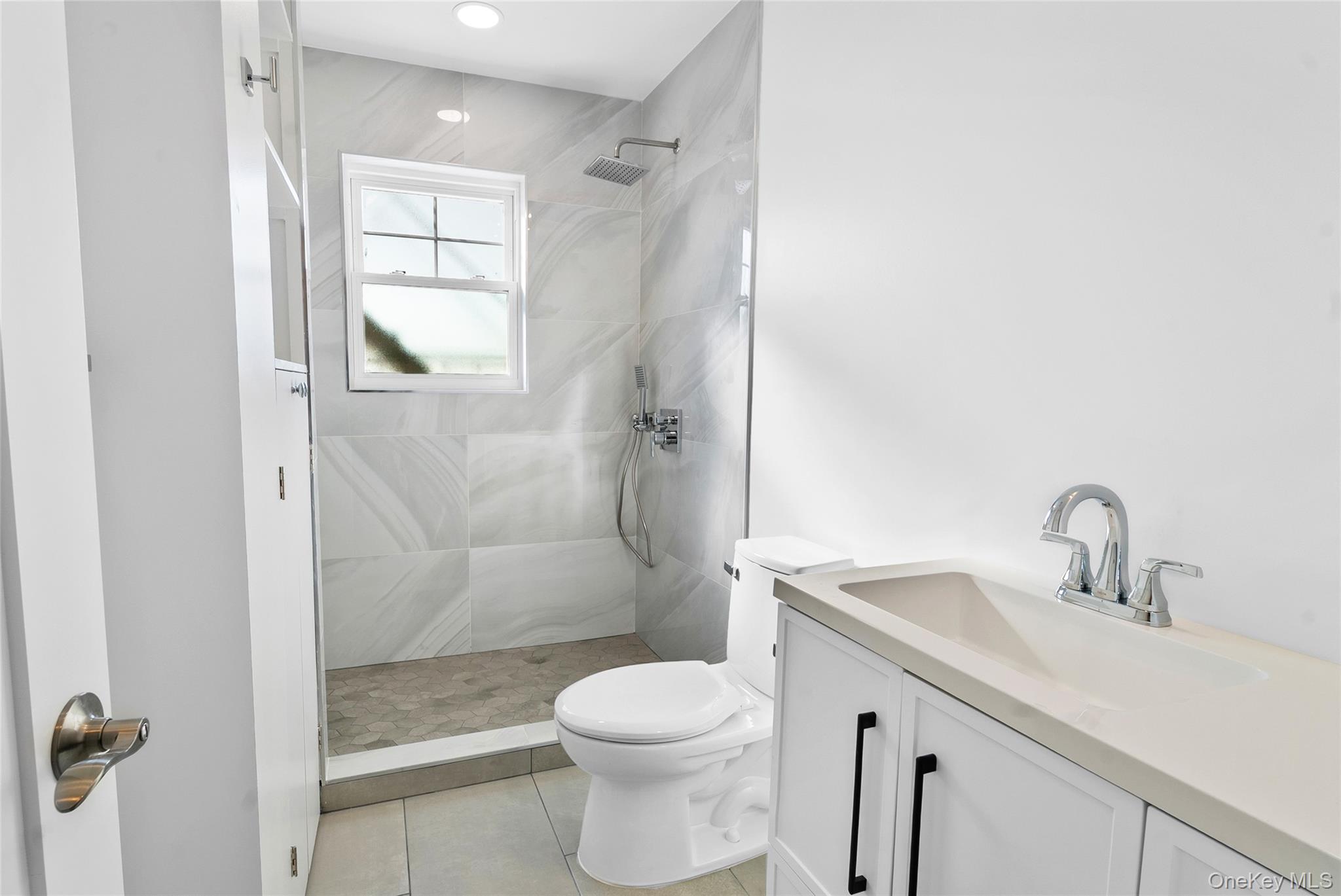 5 Madison Street Unit: 2R