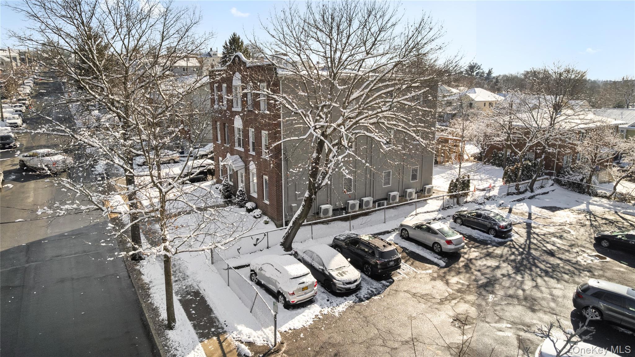 5 Madison Street Unit: 2R