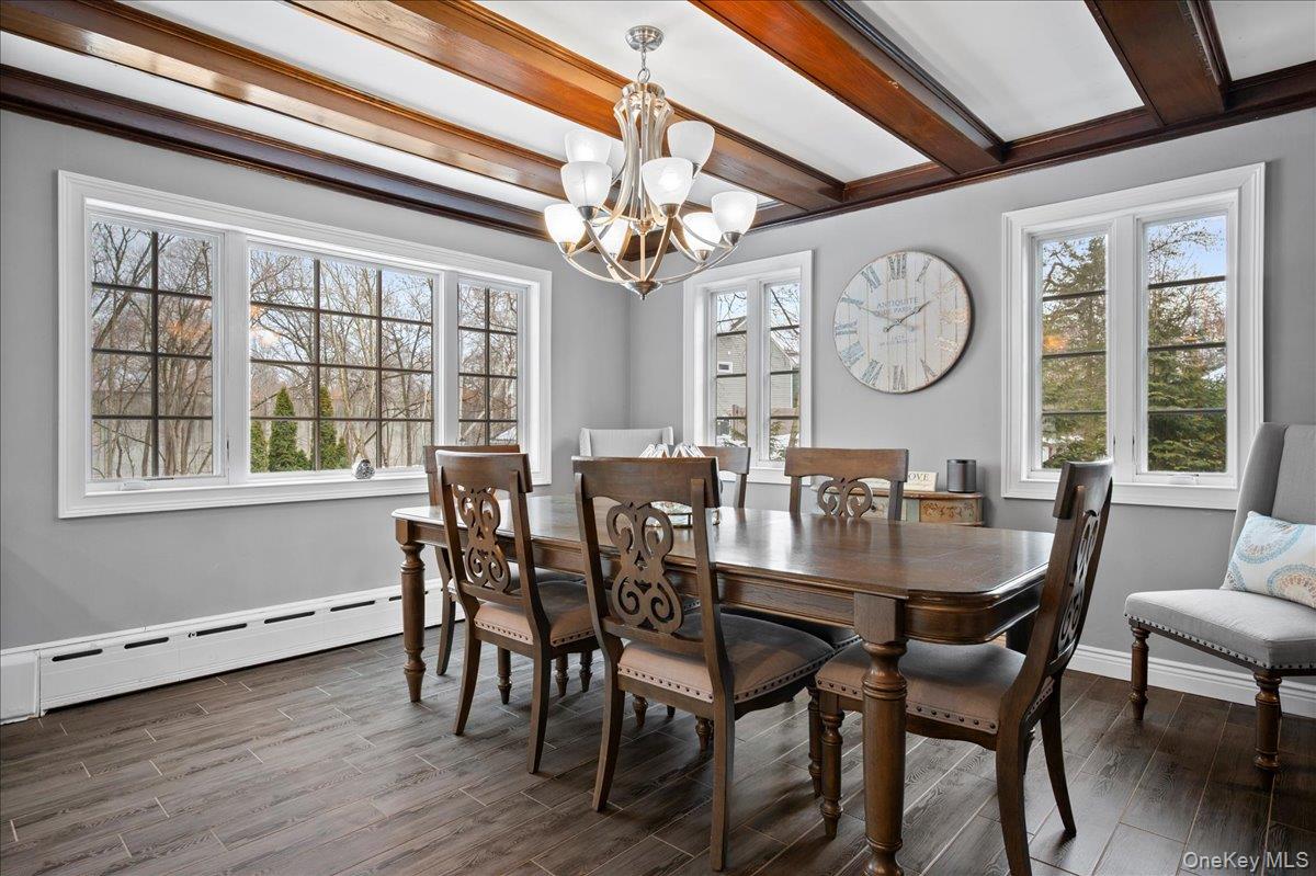 194 Hickory Grove Drive E