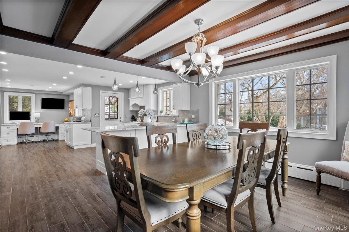 194 Hickory Grove Drive E