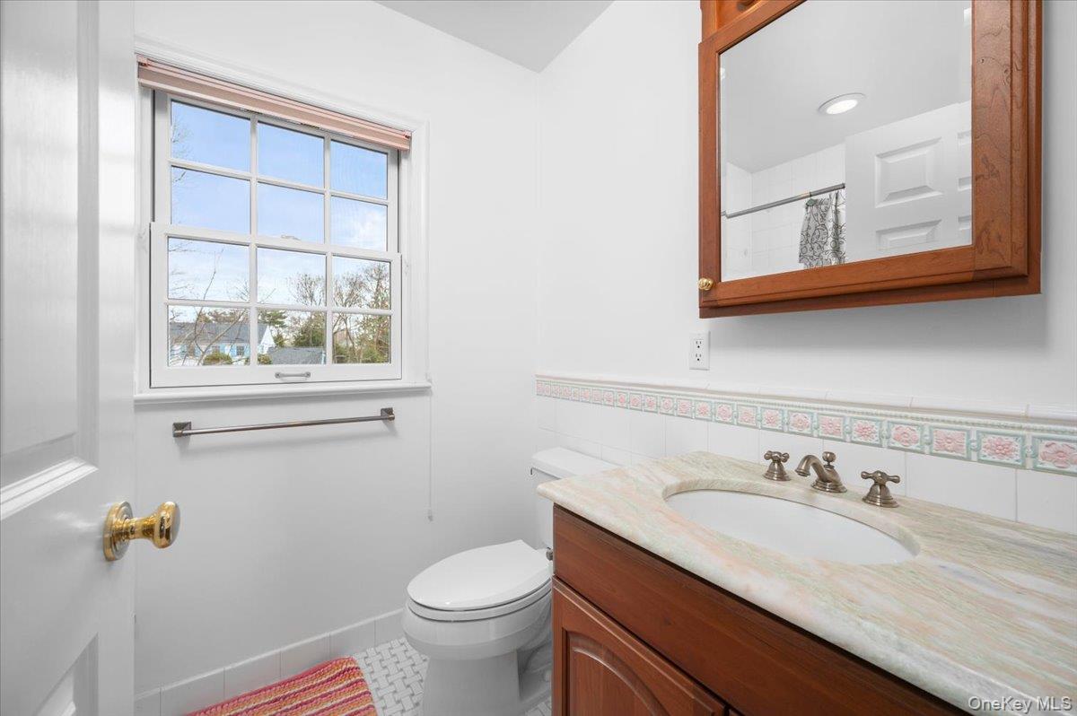 981 Green Meadow Lane