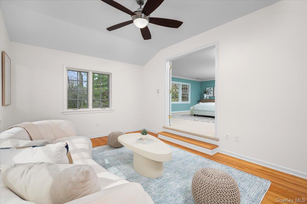 981 Green Meadow Lane