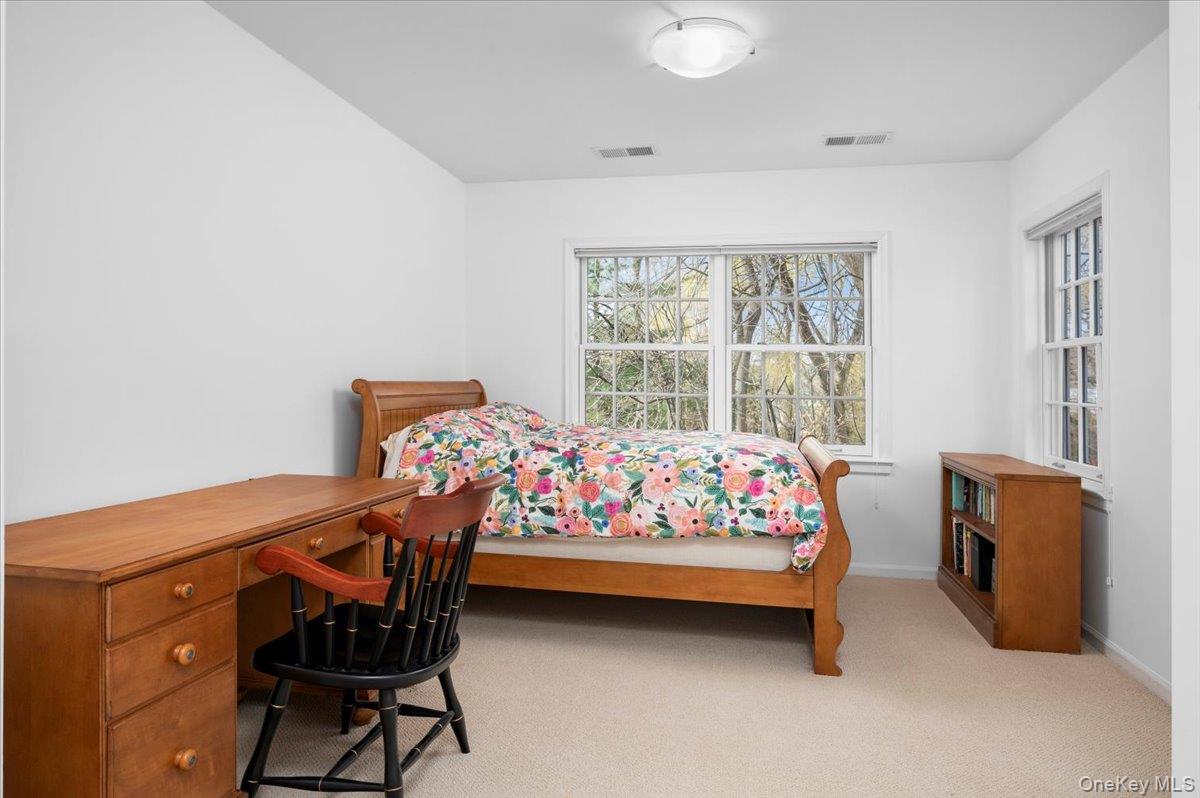 981 Green Meadow Lane