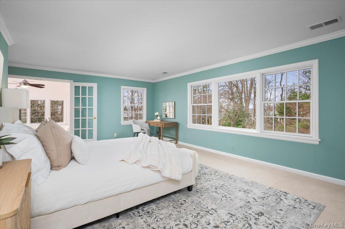 981 Green Meadow Lane