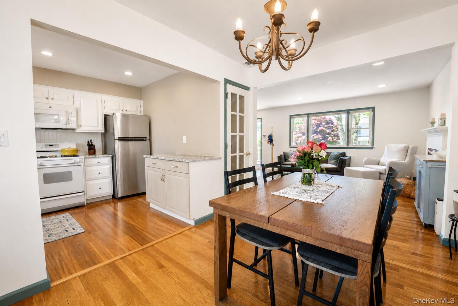 8 Seneca Avenue