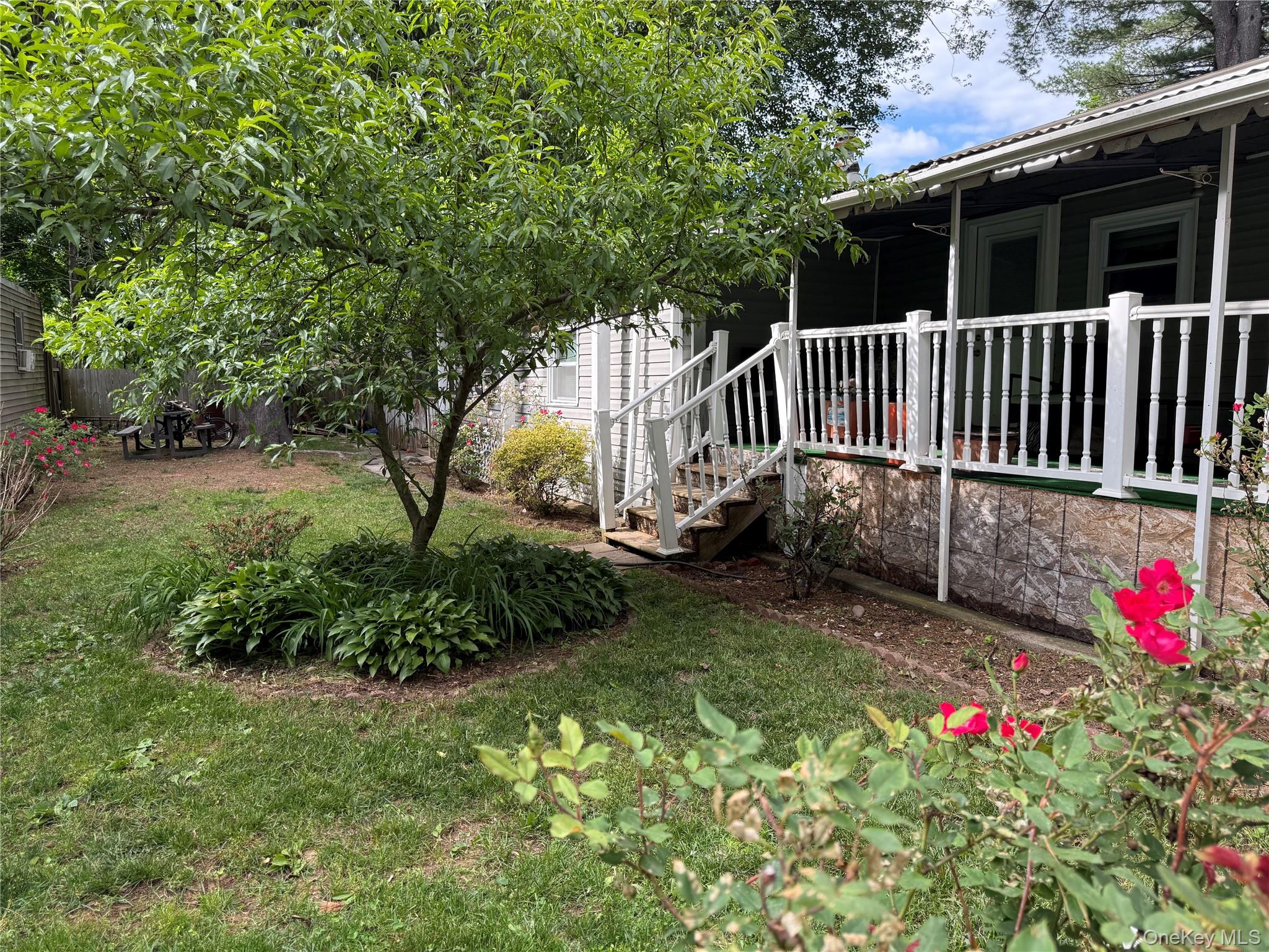 136 Quaker Rd Trailer Park Trailer