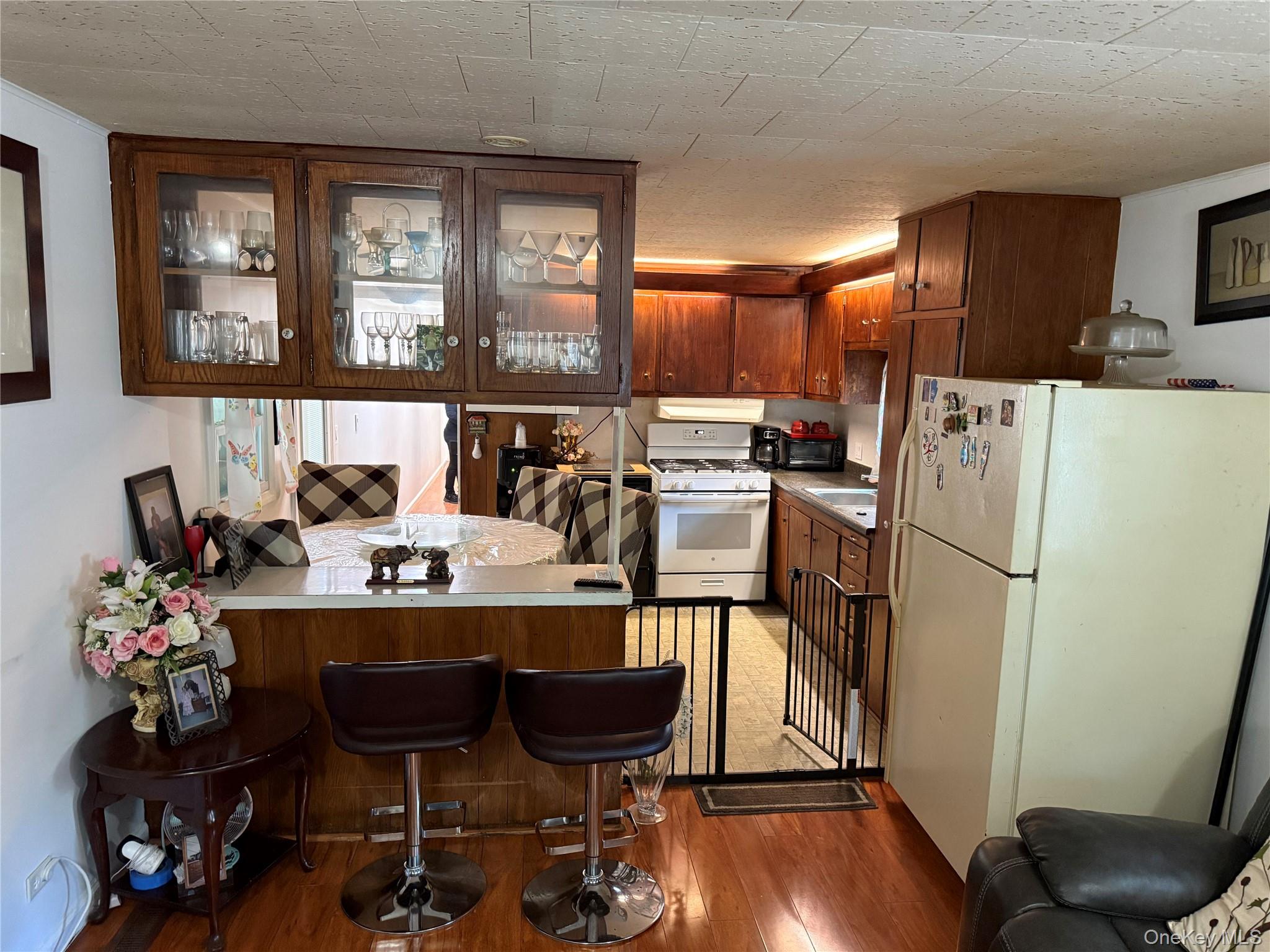 136 Quaker Rd Trailer Park Trailer