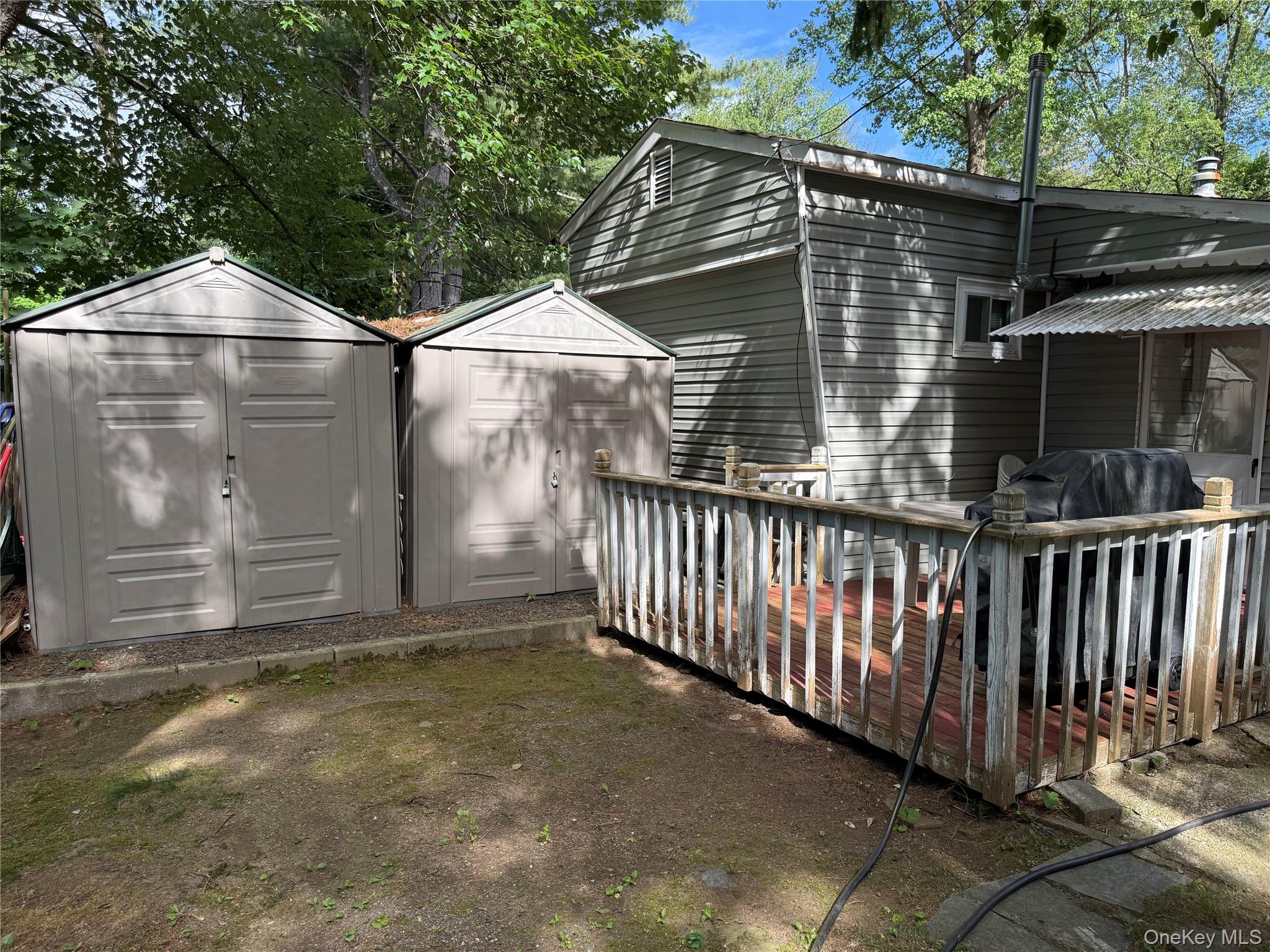 136 Quaker Rd Trailer Park Trailer
