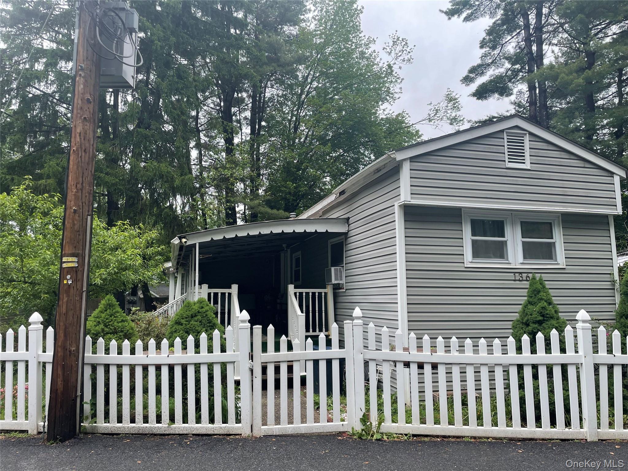 136 Quaker Rd Trailer Park Trailer