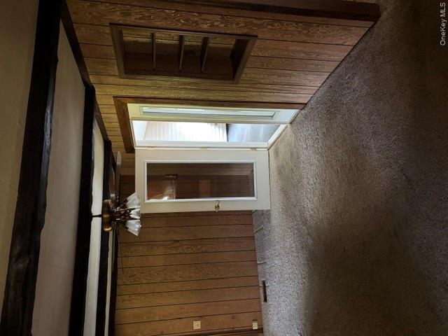100 Decker Road Unit: 2