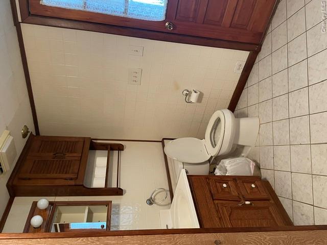 100 Decker Road Unit: 2