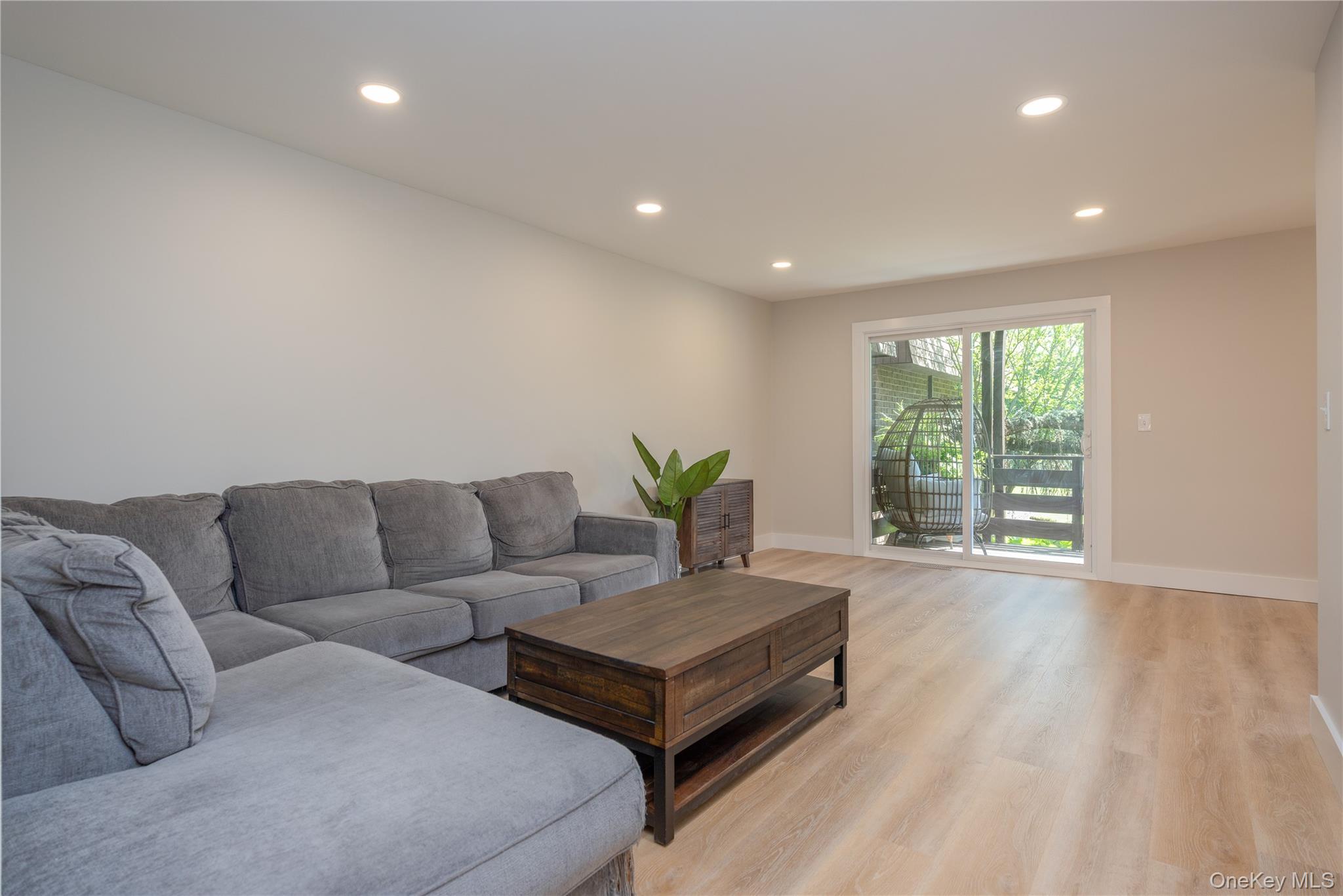 145 New Holland Village