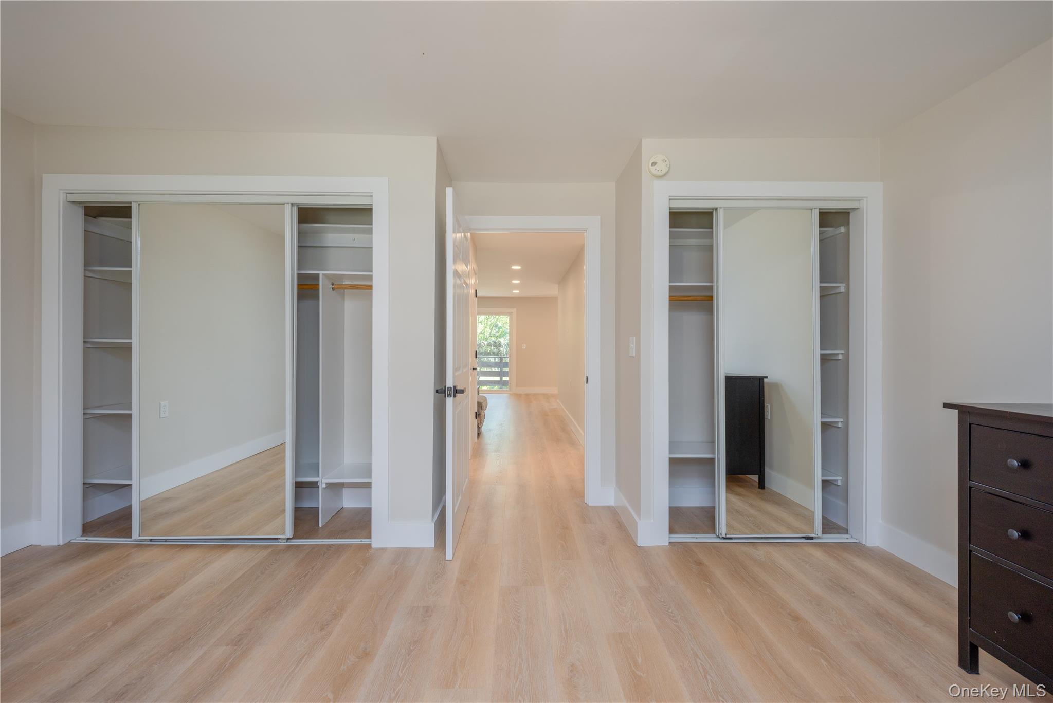 145 New Holland Village
