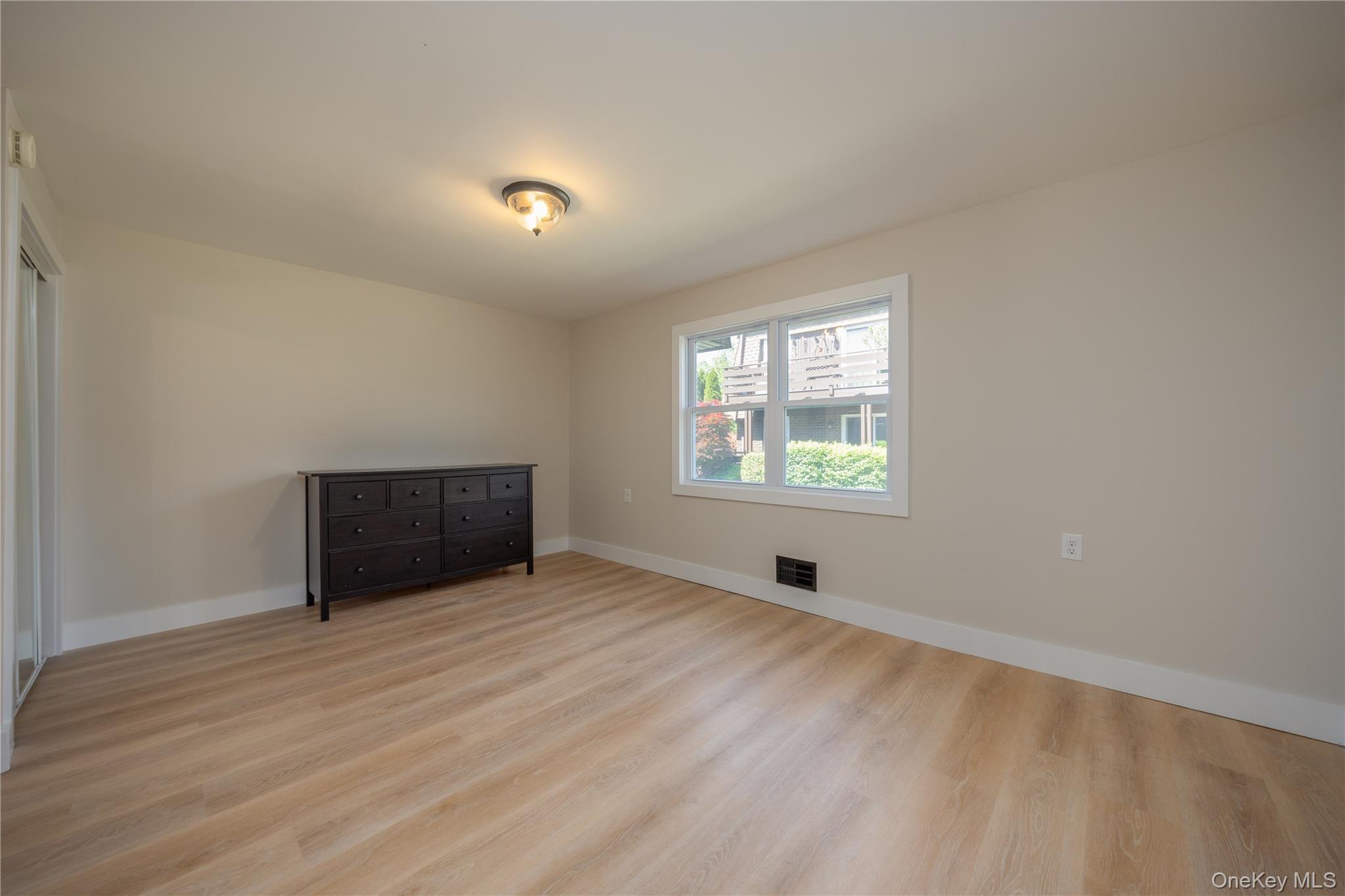 145 New Holland Village