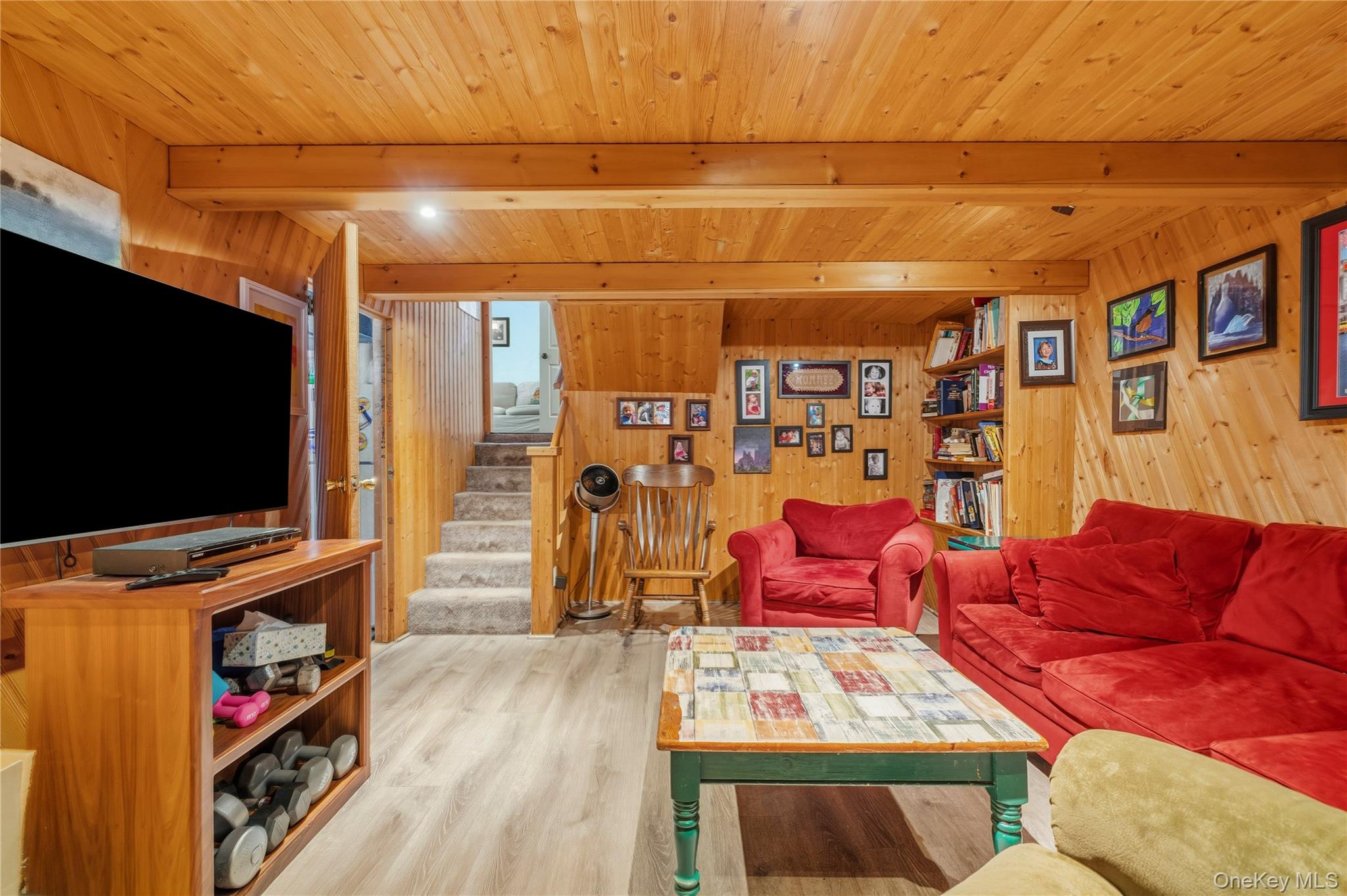 4 Forest Knoll Drive
