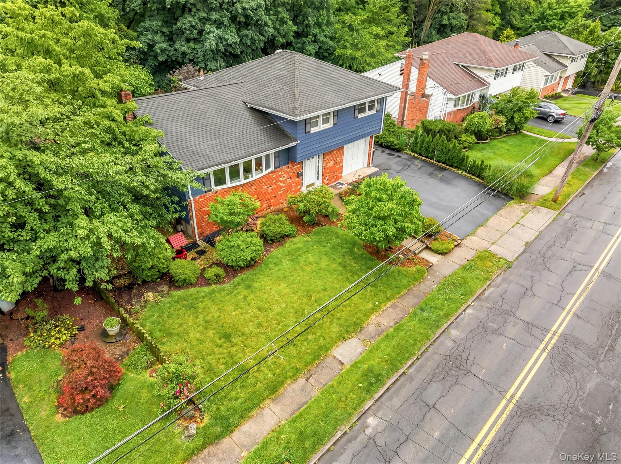 4 Forest Knoll Drive
