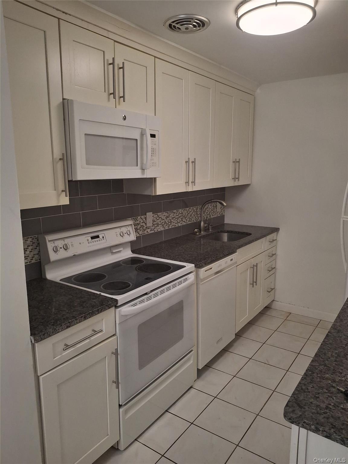 2 Secora Rd Unit: C18