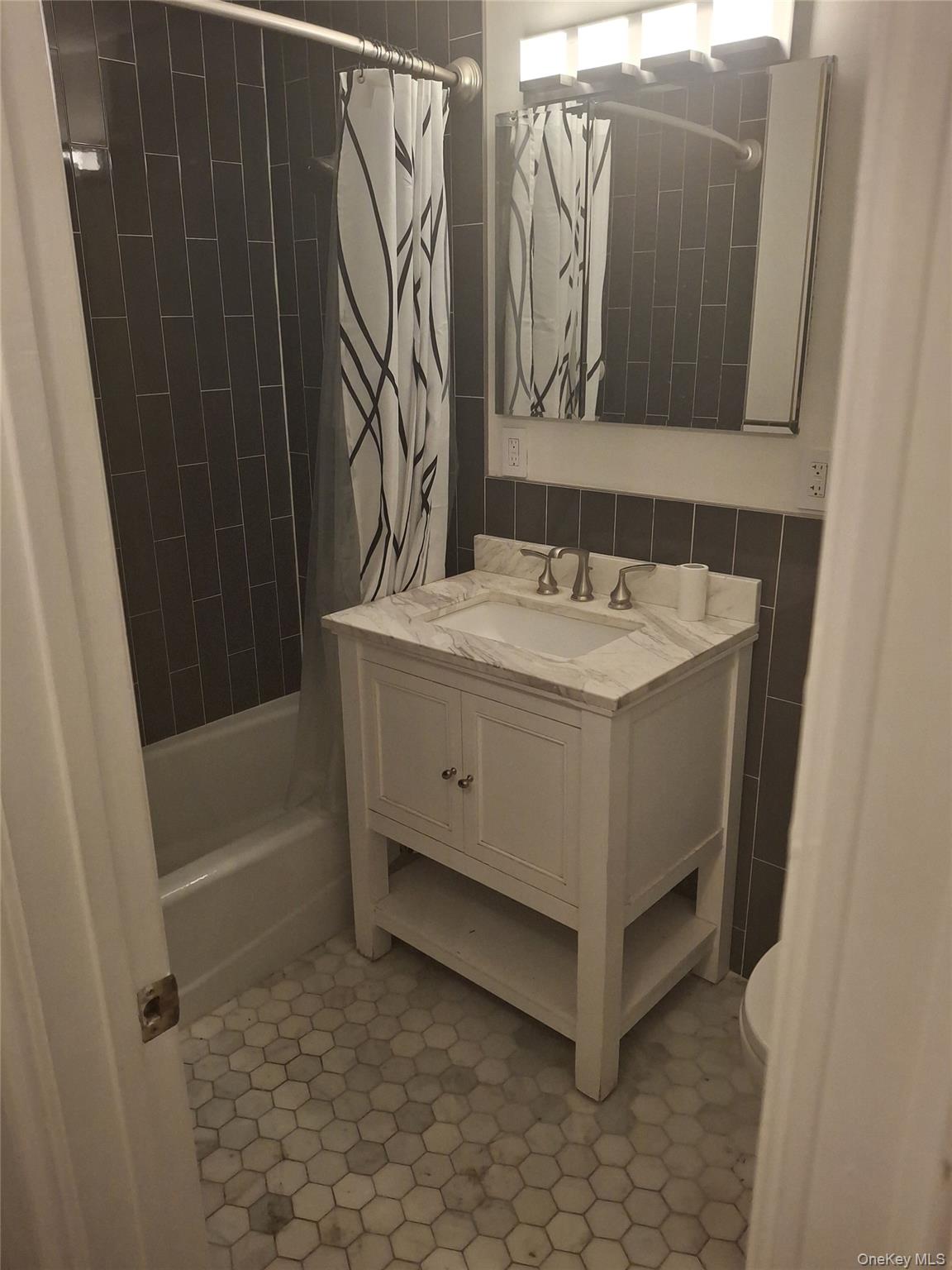 2 Secora Rd Unit: C18