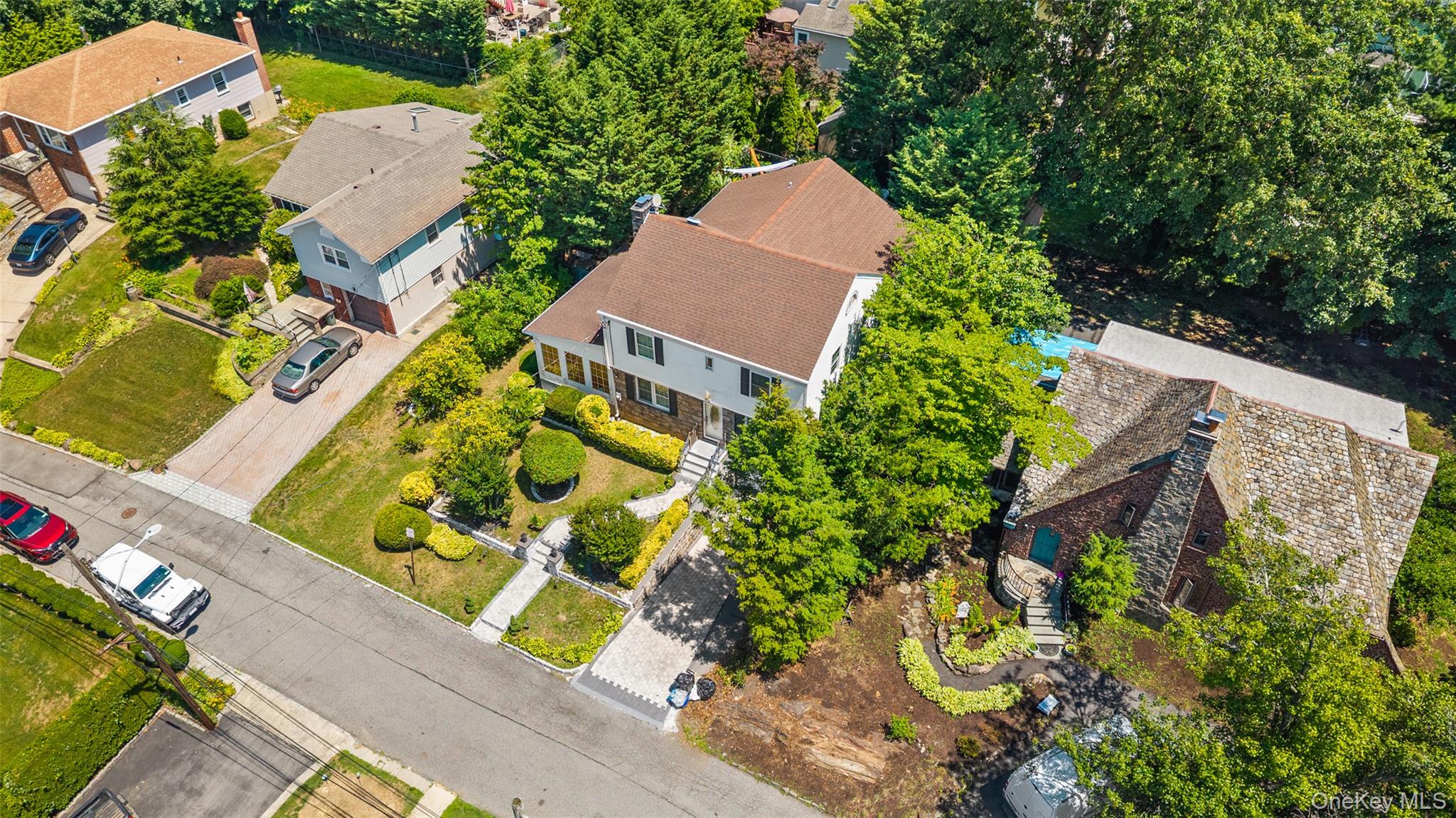74 Elaine Terrace