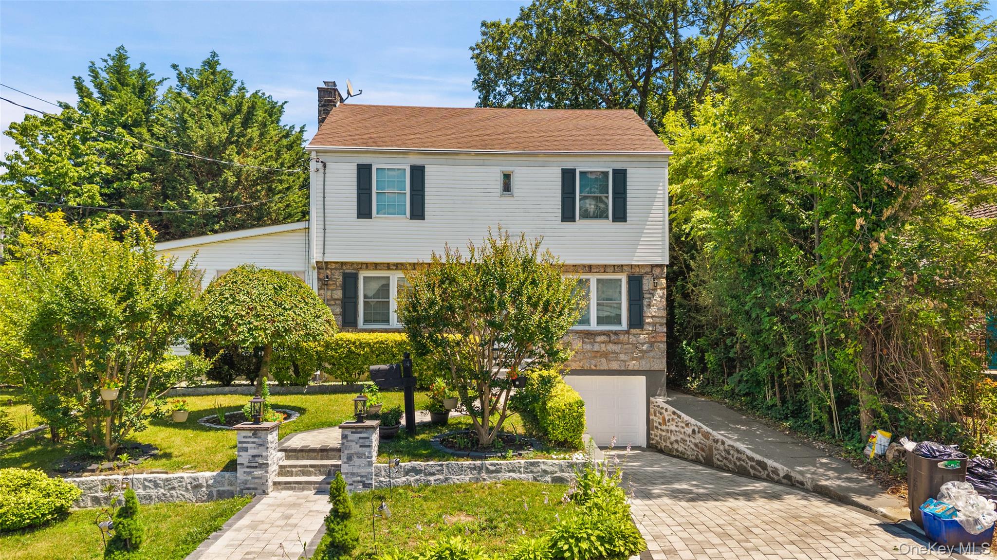 74 Elaine Terrace