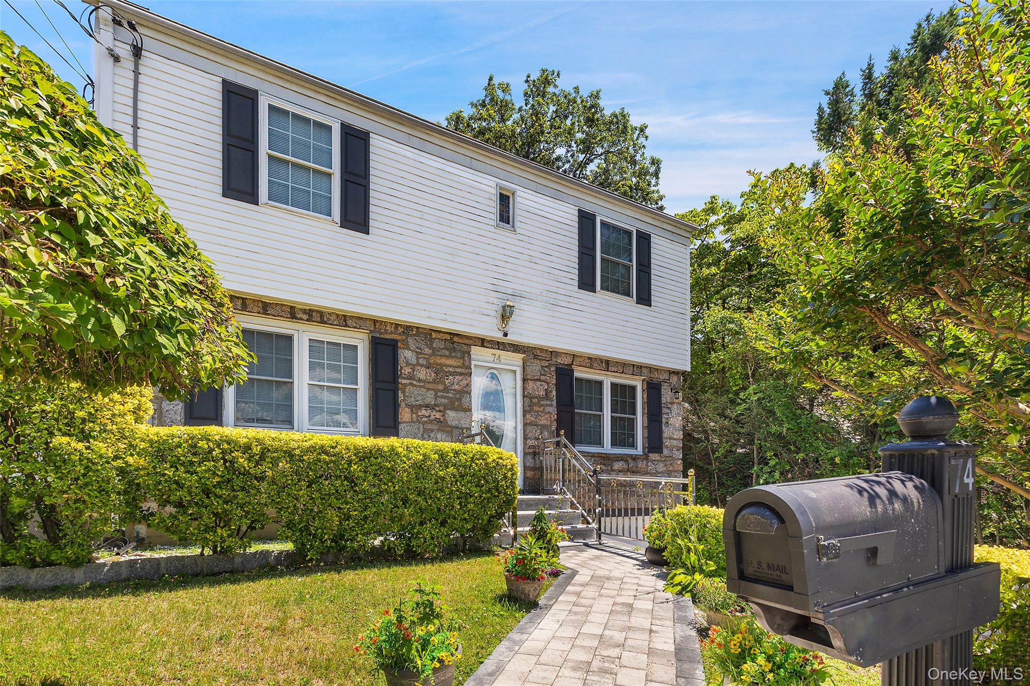 74 Elaine Terrace