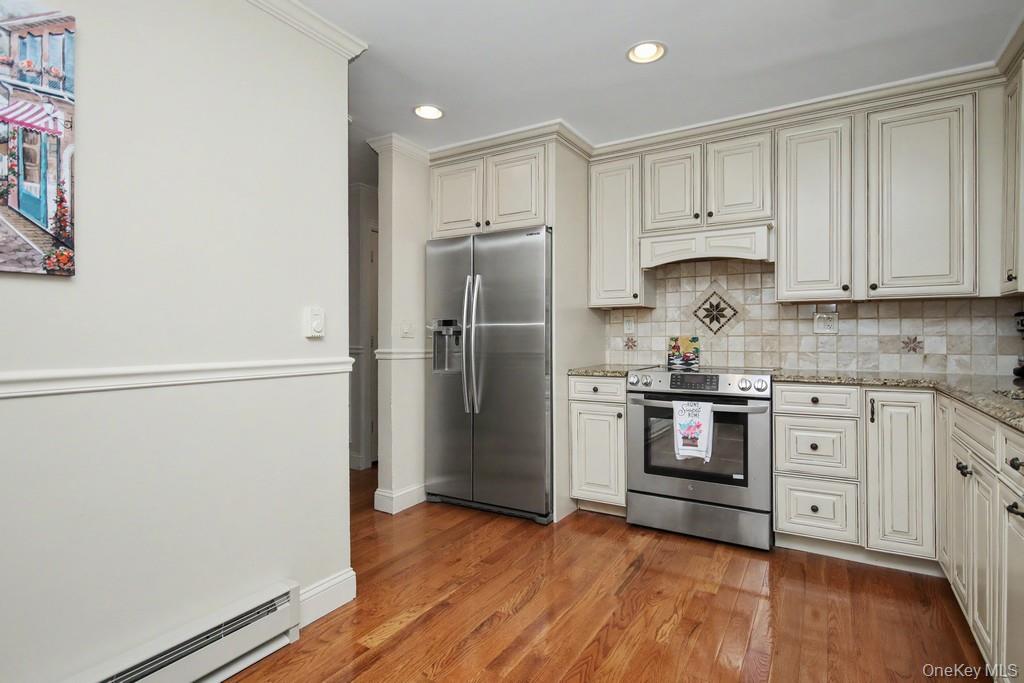 636 Sierra Vista Lane