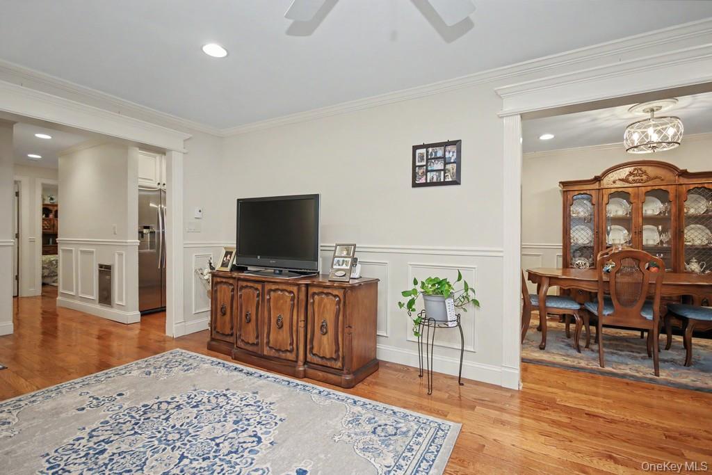 636 Sierra Vista Lane