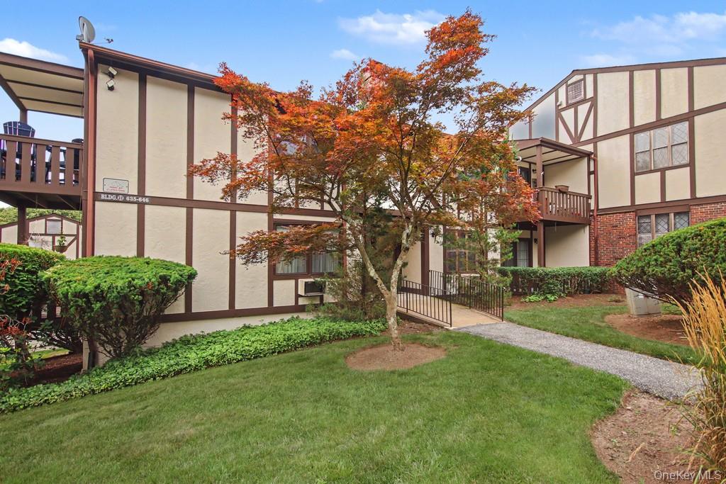 636 Sierra Vista Lane