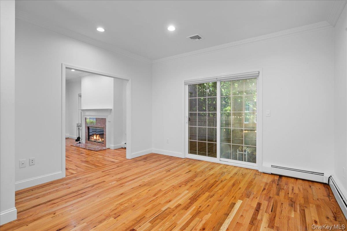 76 Smith Avenue