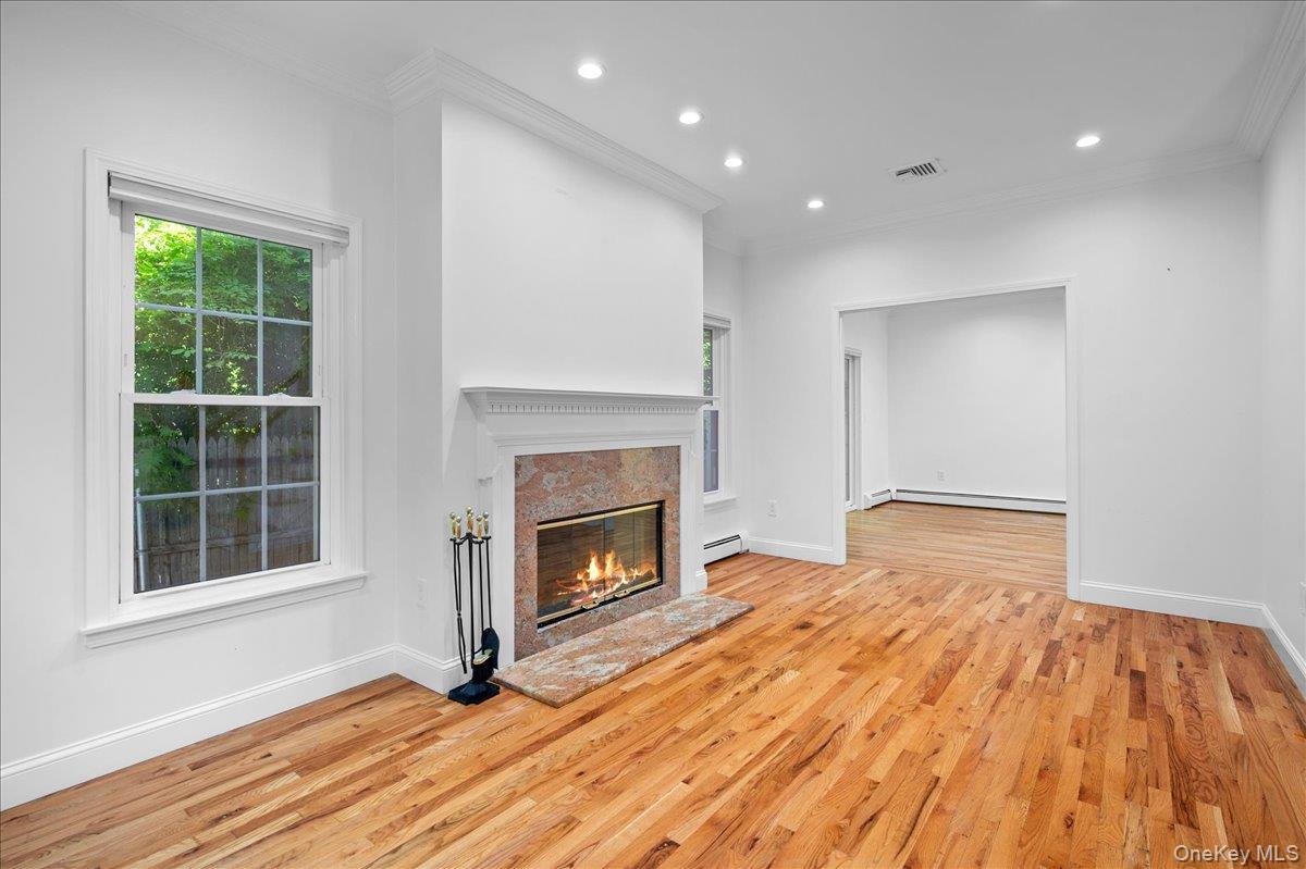 76 Smith Avenue
