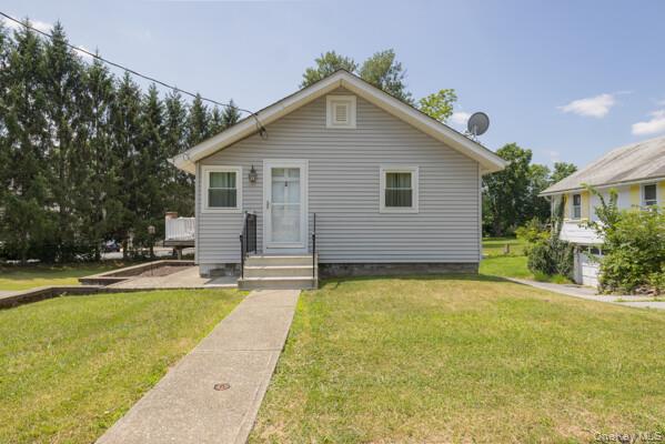 8 Murray Avenue