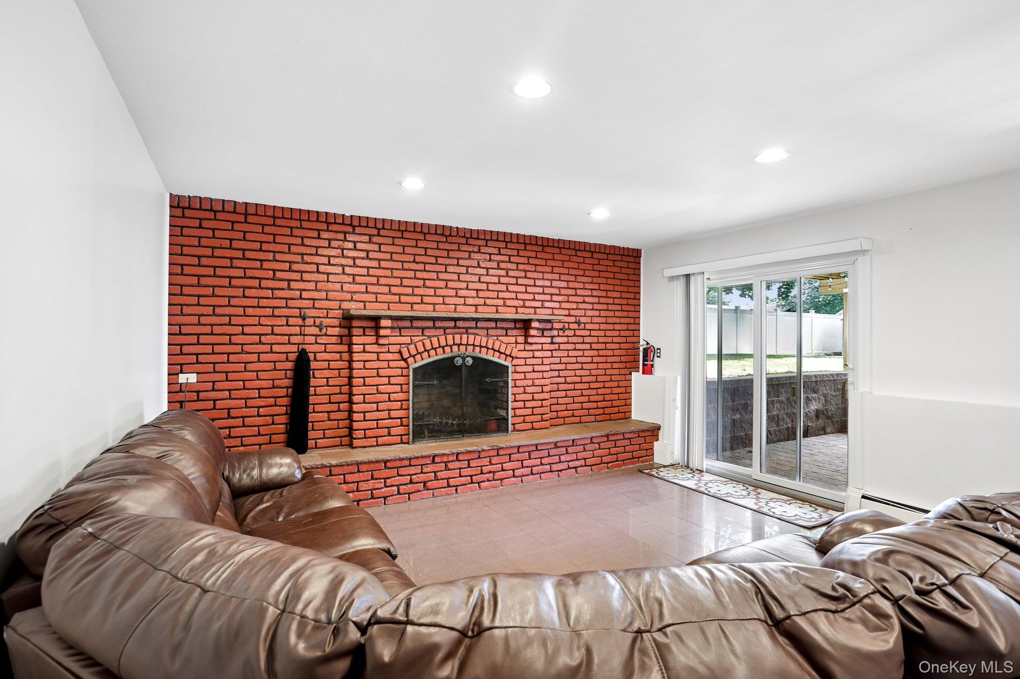 11 Harness Road