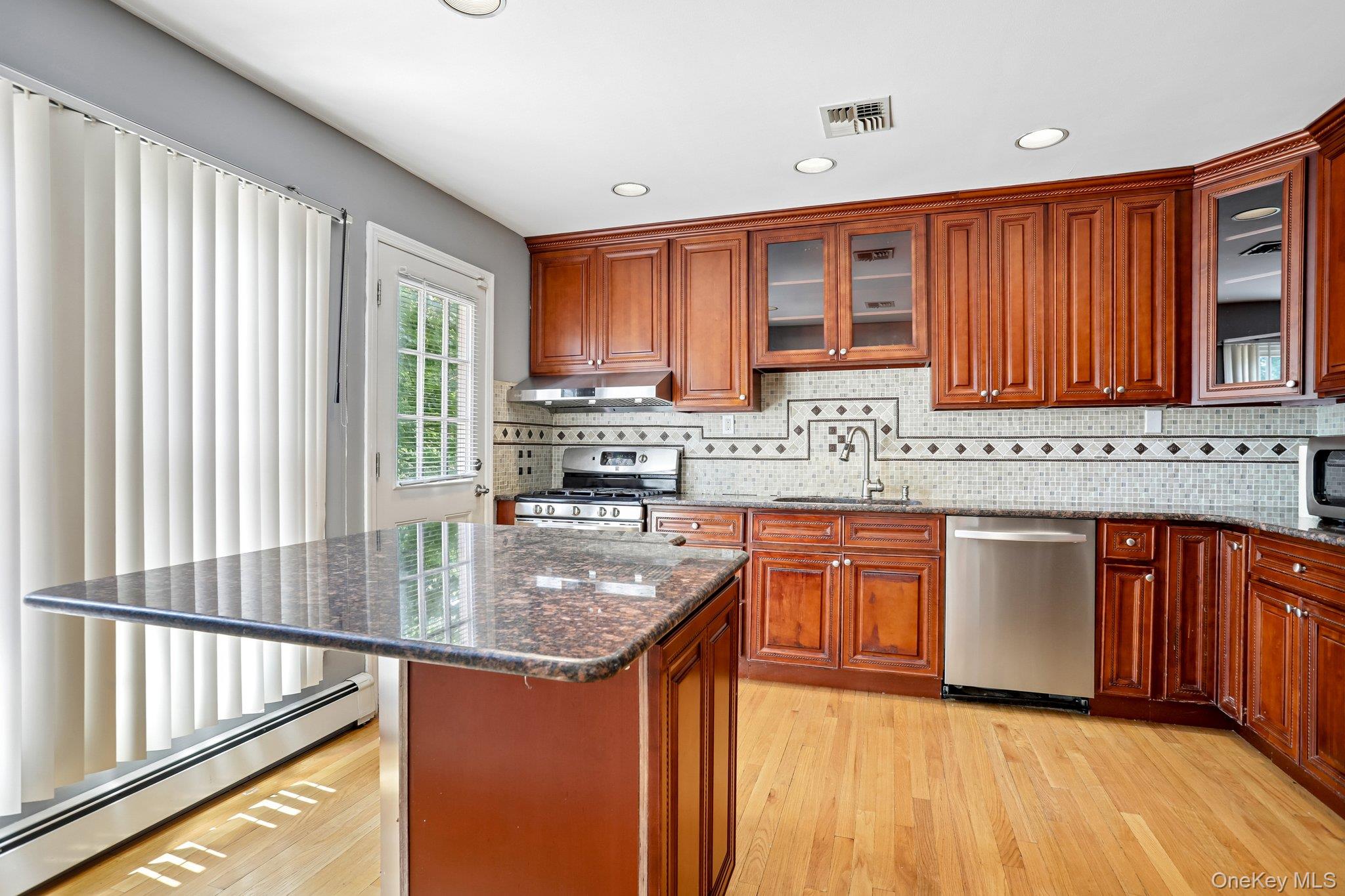 11 Harness Road