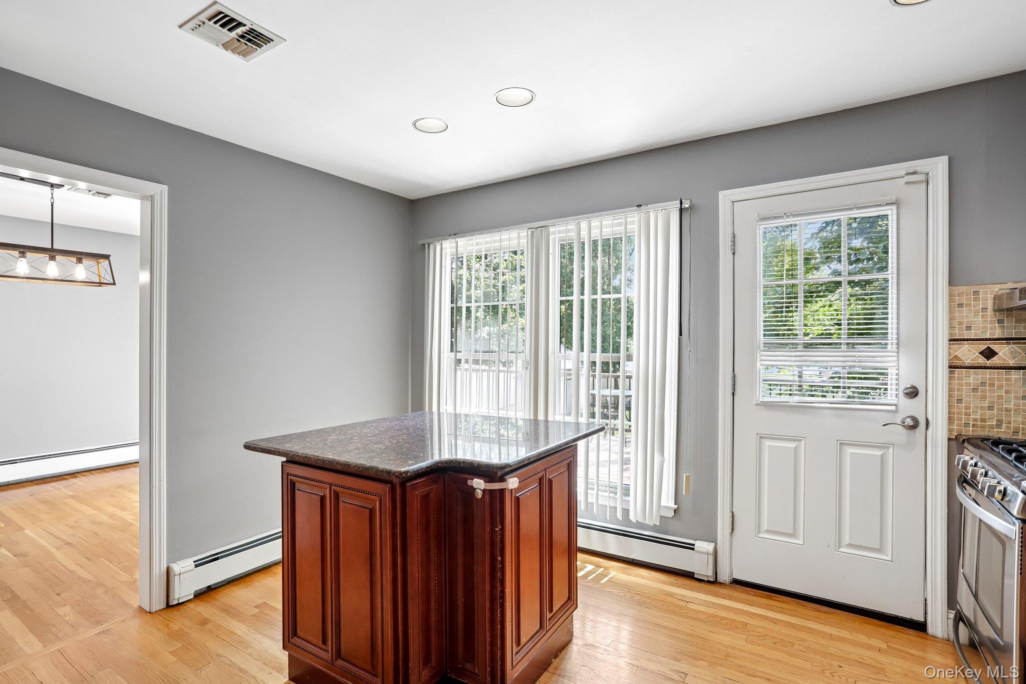 11 Harness Road