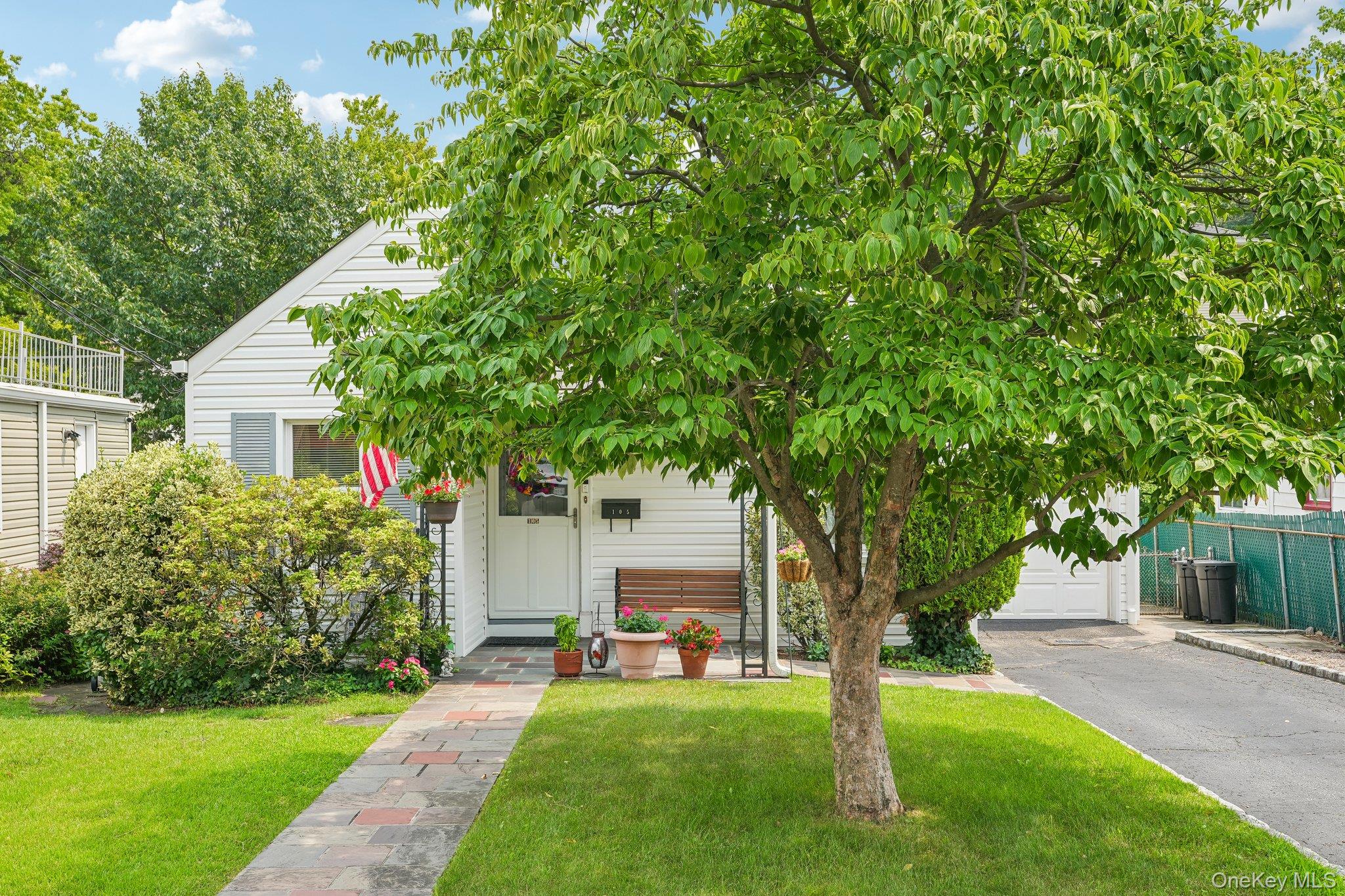 105 Hildreth Place
