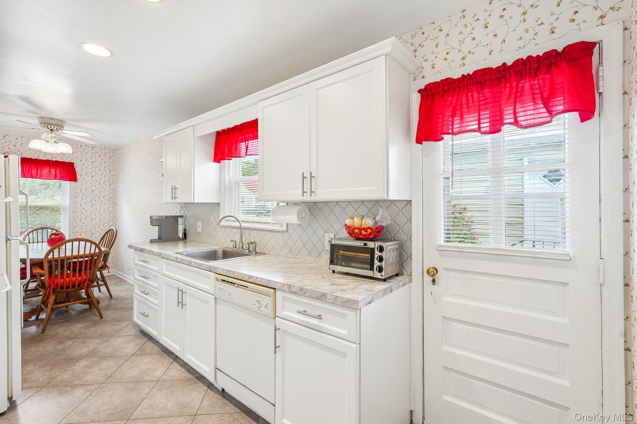 105 Hildreth Place