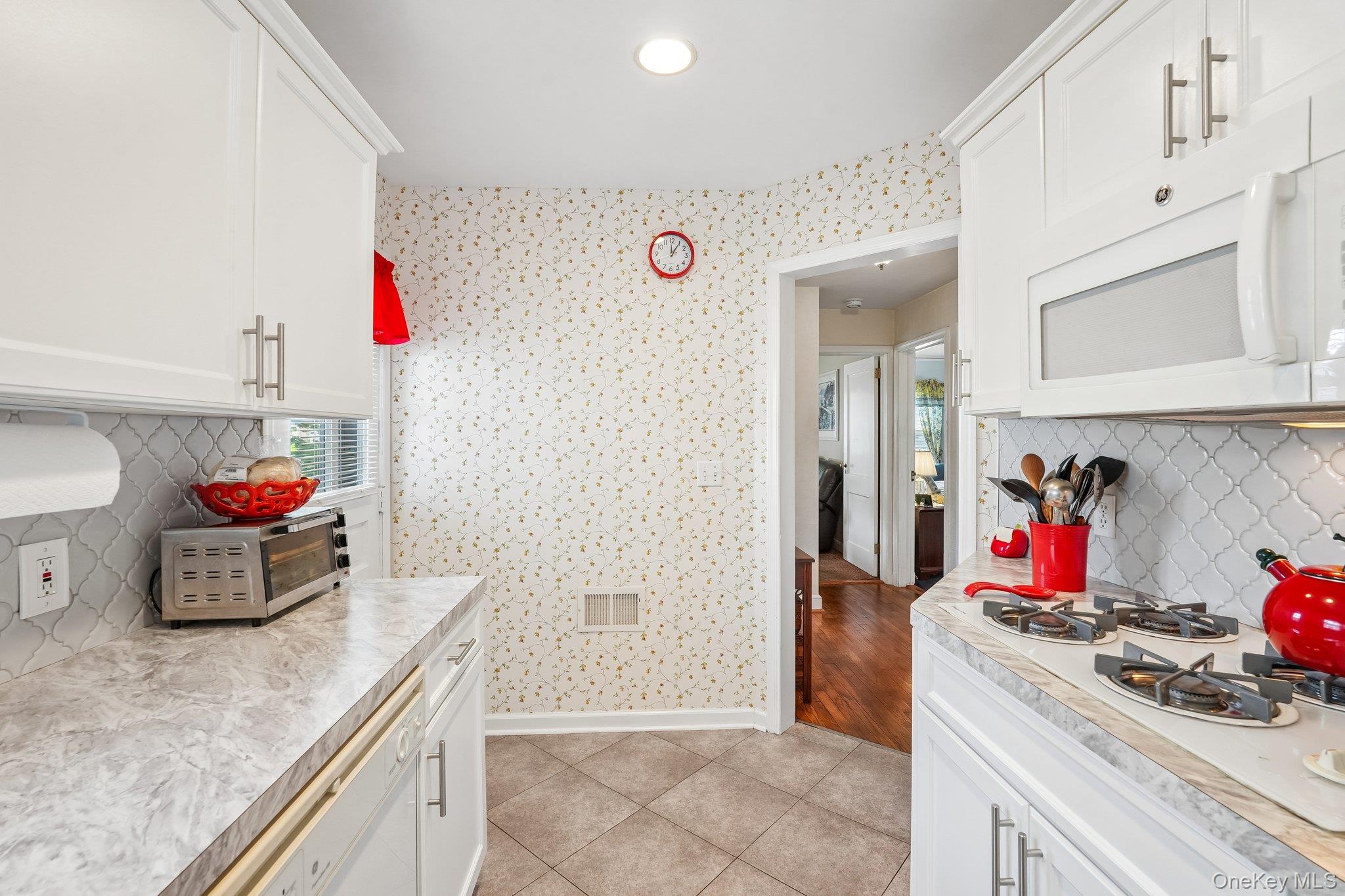 105 Hildreth Place