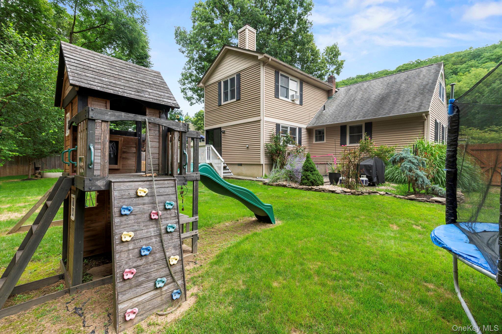 25 Birchwood Drive