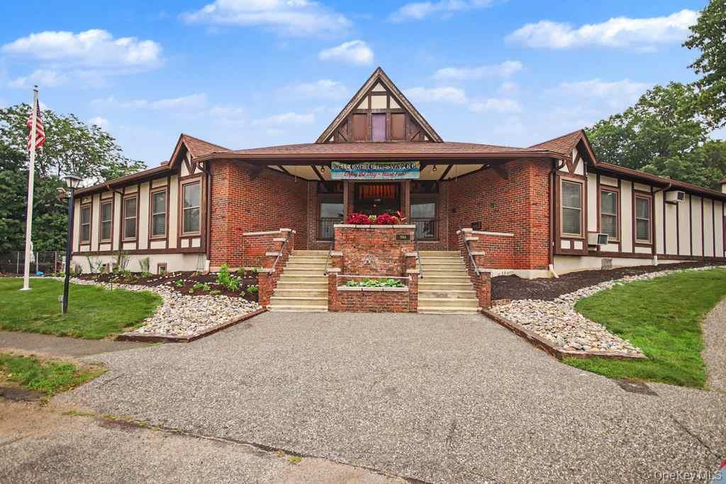 969 Sierra Vista Lane