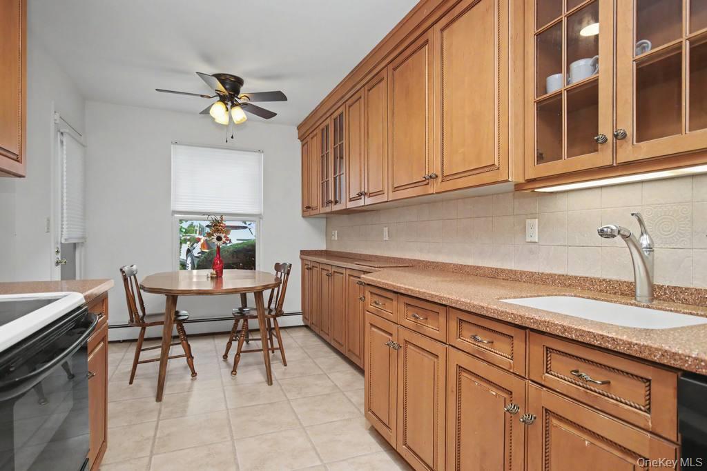 969 Sierra Vista Lane