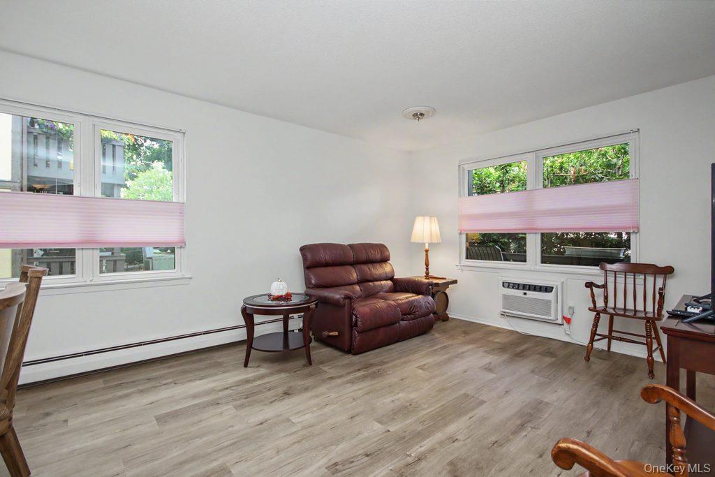 969 Sierra Vista Lane