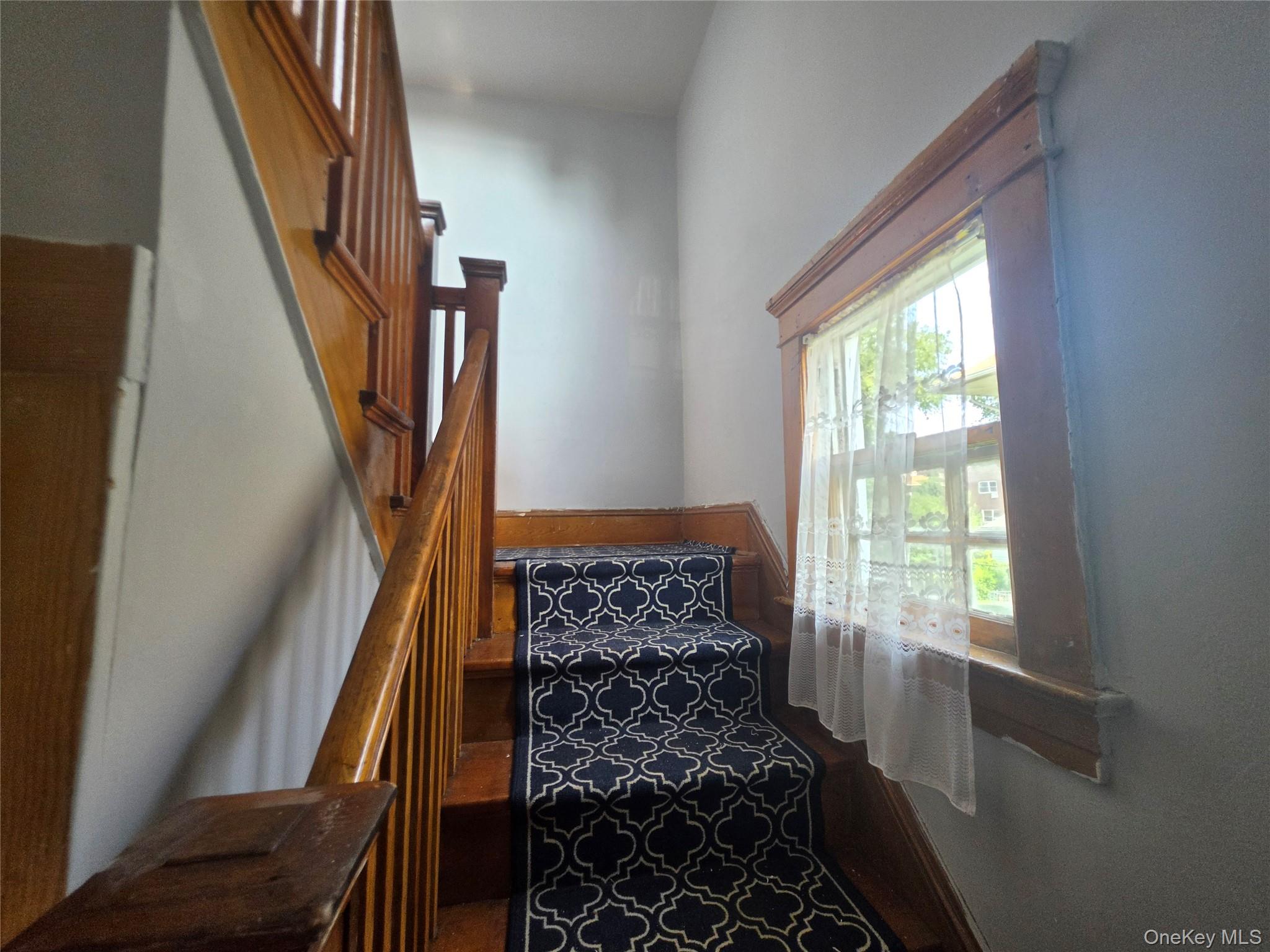 81 Waring Place Unit: Unit #2
