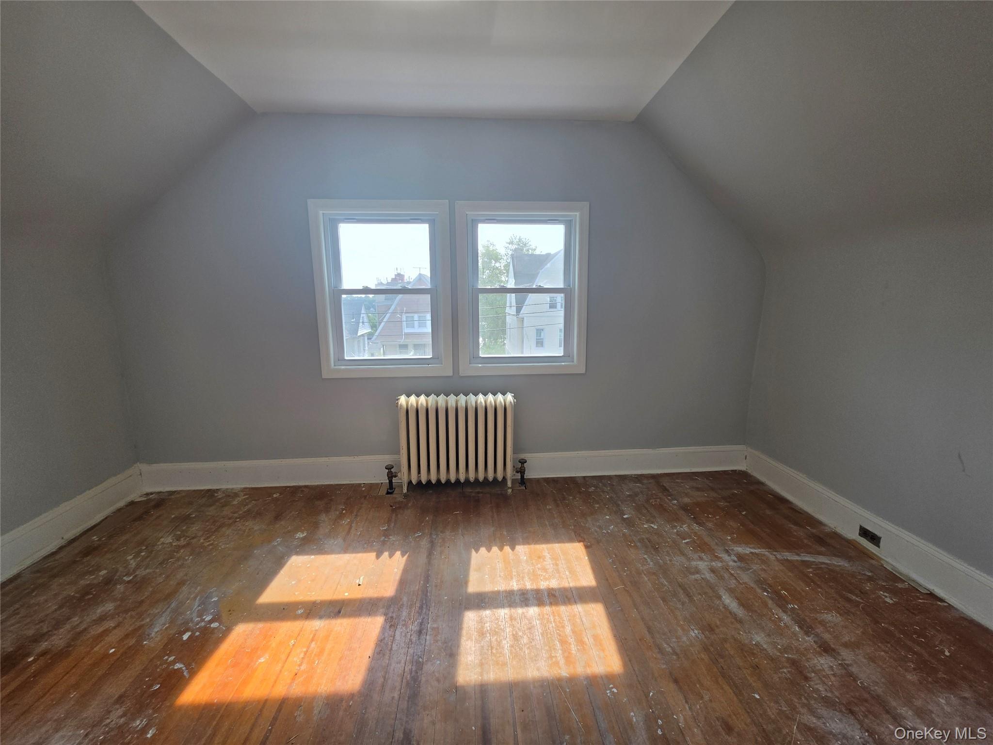 81 Waring Place Unit: 3