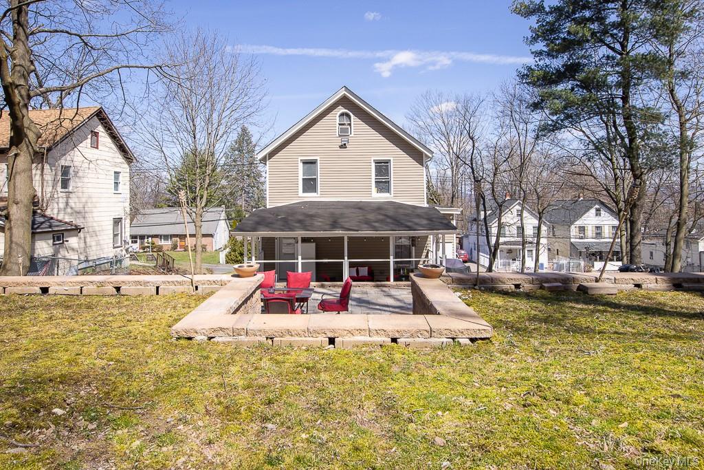 325 Westside Avenue